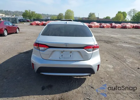 2020 Toyota Corolla Le z USA, uszkodzony, nr VIN JTDEPRAEXLJ049852